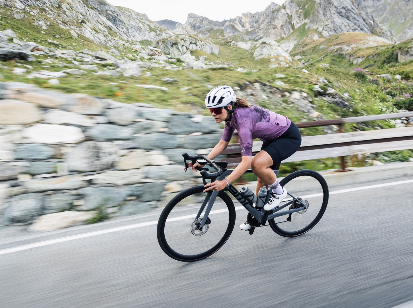 BMC Teammachine SLR01 BMC Teammachine SLR01 Actionshot