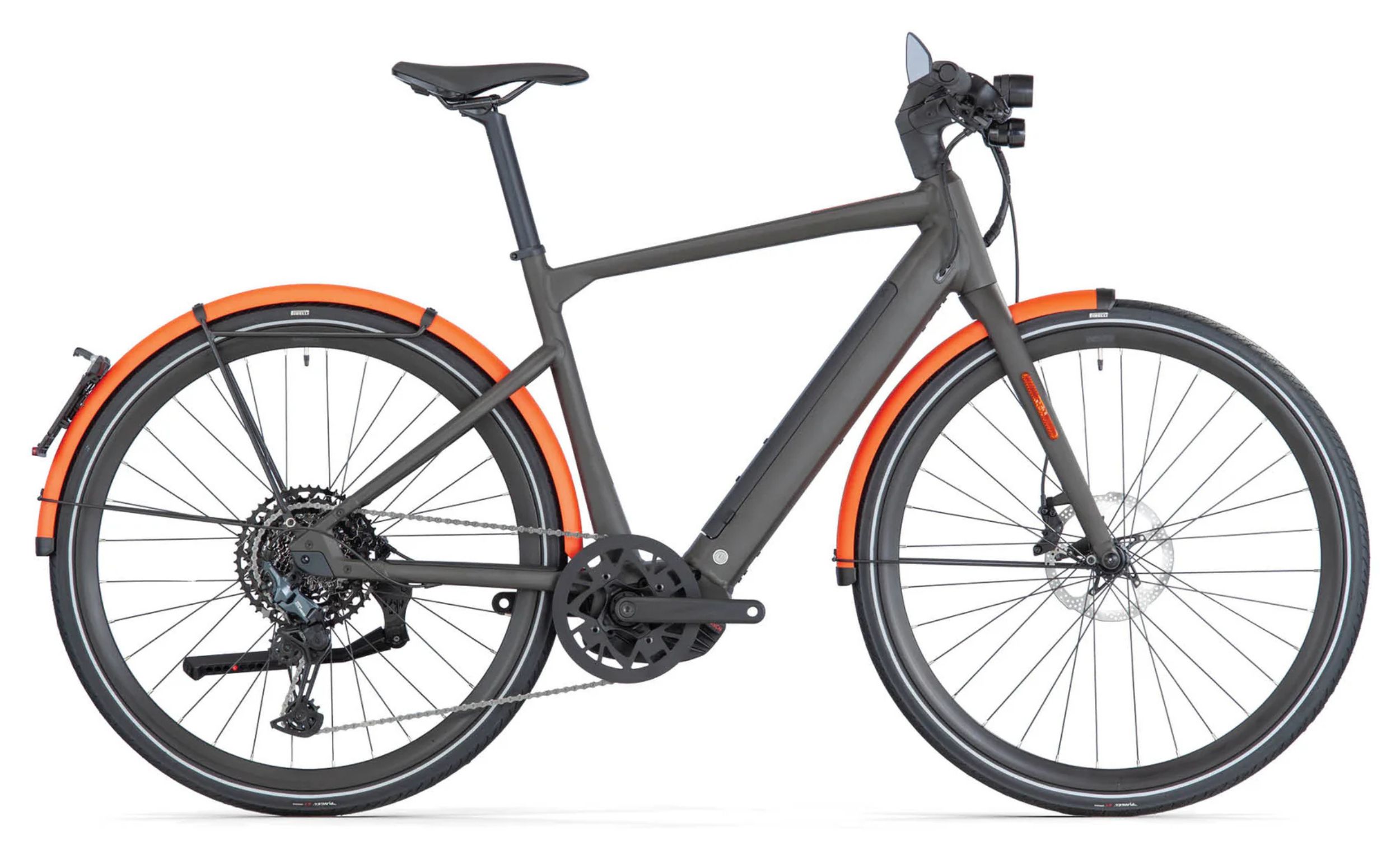 BMC 257 AMP AL Speed ONE Performance Line Vitesse 45 km/h 625Wh BMC 257 AMP AL Speed One Diamant anthrazit mit orangenen Schutzblechen Seitenansicht rechts