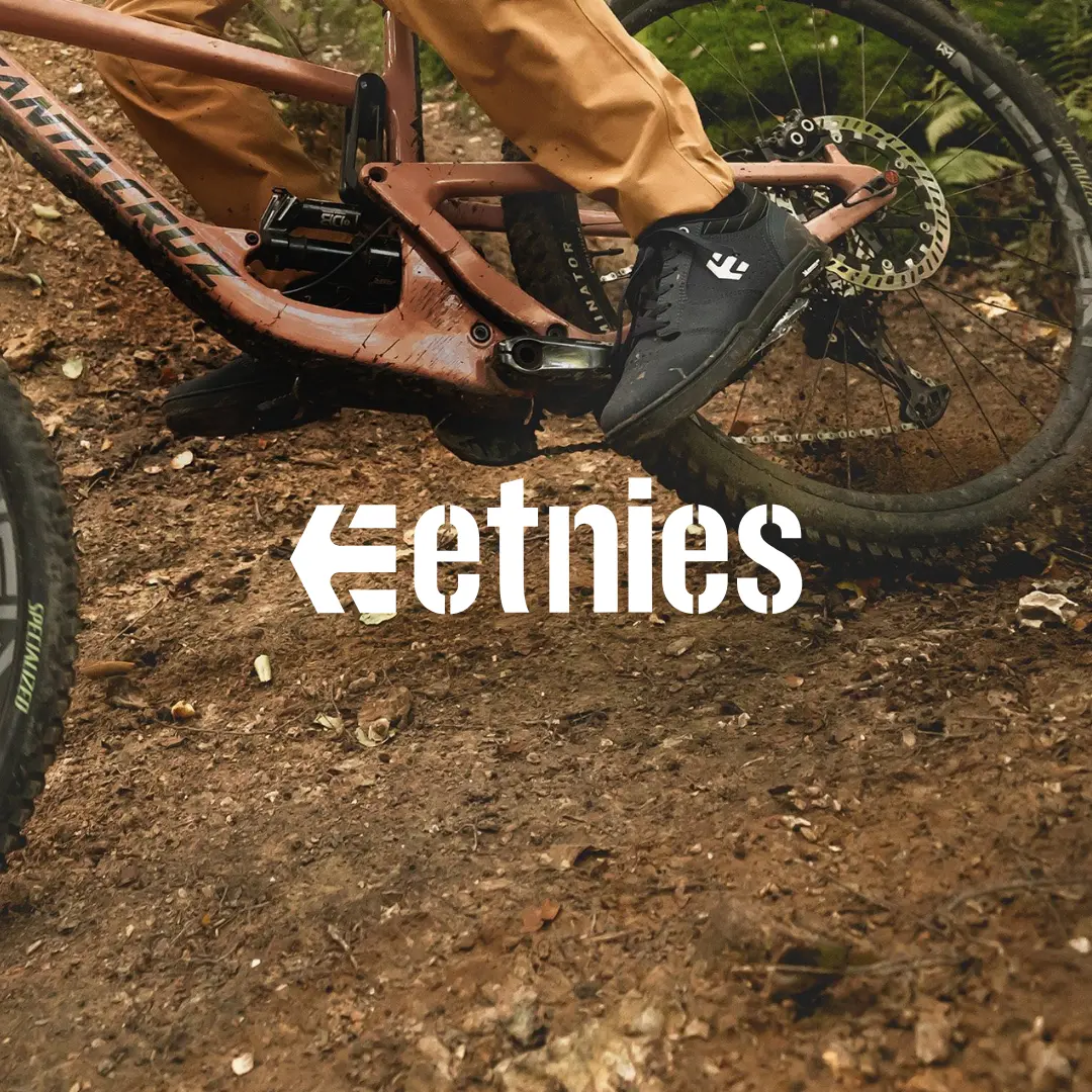 Logo Etnies